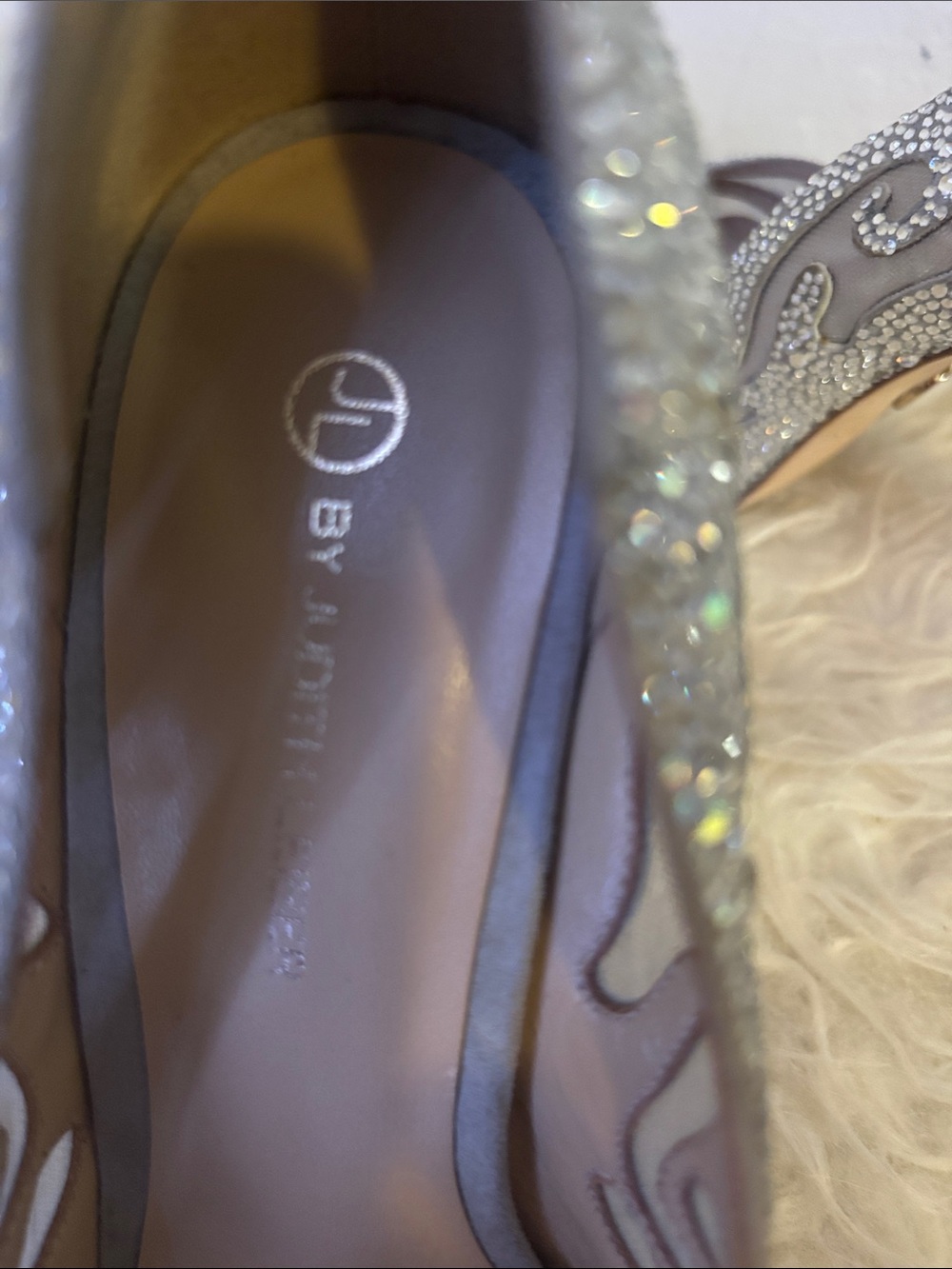 Judith Leiber Silver Crystal Embellished Pointed-Toe Stilettos - Picture 13 of 14